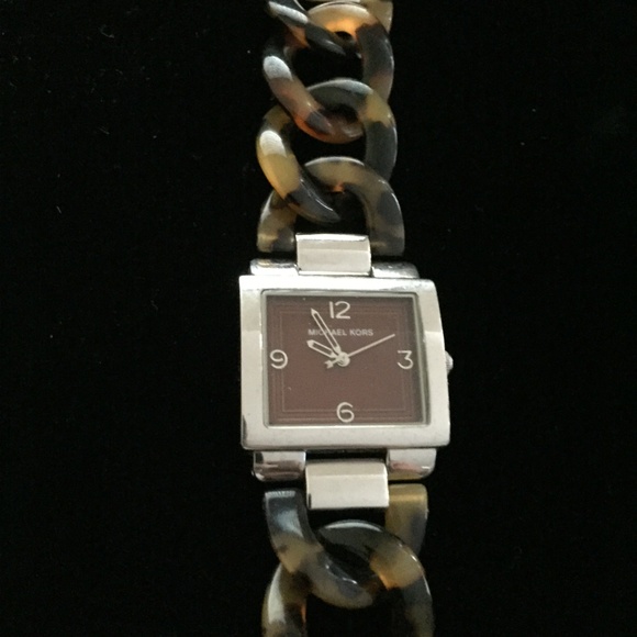 MICHAEL KORS TORTOISE BRACELET WATCH - Picture 4 of 4